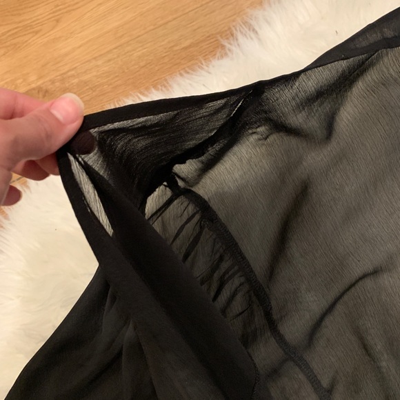 Black Kimono - Picture 2 of 6